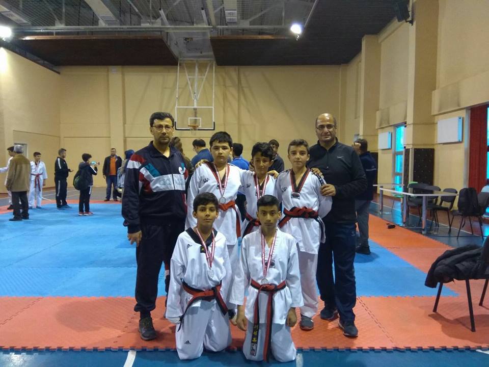 Taekwondo Şampiyonası'ndan Ereğli Madalyayla Döndü