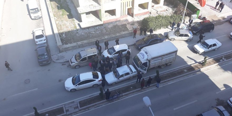 Kıbrıs Caddesinde Trafik Kazası 