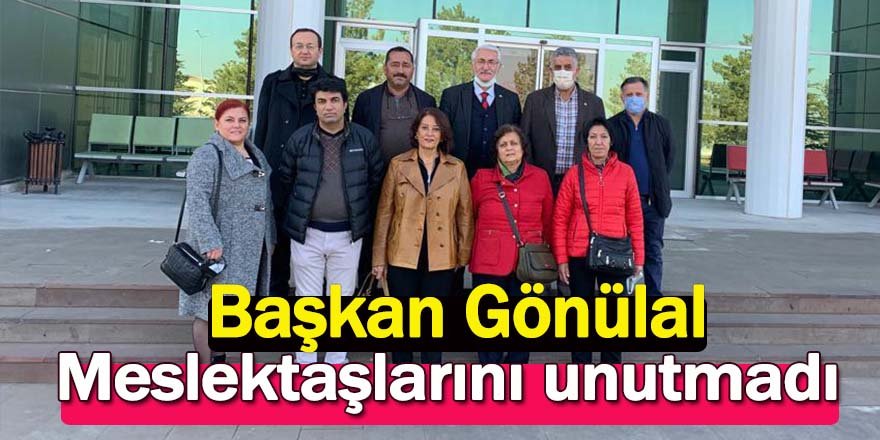 CHP Heyeti 22 Kasım Diş hekimleri gününü kutladı