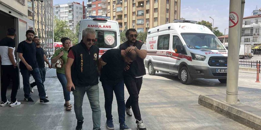 Balkondan ateş etti! belediye işçisini engelli bıraktı