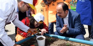 Başkan Altay, Özel Öğrencilerle Fide Dikti