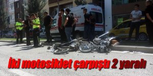 İki motosiklet çarpıştı: 2 yaralı