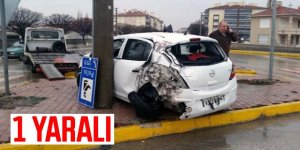 Tır otomobille çarpıştı: 1 yaralı