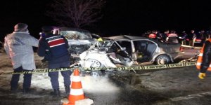 Feci trafik kaza; 4 ölü 4 yaralı
