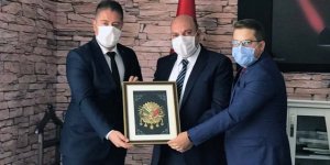 Sendika temsilcilerinden Kaymakam Edip Çakıcı'ya ziyaret