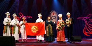 Kırgız Sanatçı’dan Cumhurbaşkanı Erdoğan’a Teşekkür