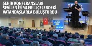 Şehir Konferansları Sevilen İsimleri İlçelerdeki Vatandaşlarla Buluşturdu