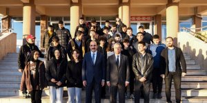 Başkan Altay 2023’ün İlk Ziyaretini Lise Öğrencilerine Yaptı