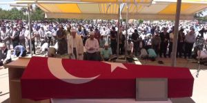 Konyalı şehit polis Şimşek'i son yolculuğuna 5 bin kişi uğurladı