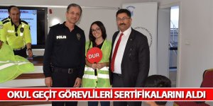 Okul Geçit Görevlileri Sertifikalarını Aldı