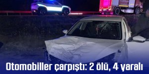 Otomobiller çarpıştı: 2 ölü, 4 yaralı