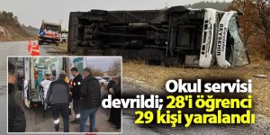 Okul servisi devrildi; 28'i öğrenci 29 kişi yaralandı