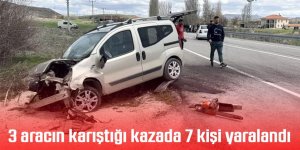 3 aracın karıştığı kazada 7 kişi yaralandı