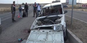 Yoldan Çıkan Otomobil Takla Attı 1 Ölü 3 Yaralı