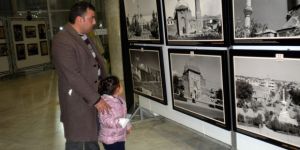 BYEGM’nin “Geçmiş Zamanda Konya” Fotoğraf Sergisi Açıldı.