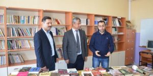 Polis Okulundan Eğitime Destek ; 500 Adet Kitap Bağışladı