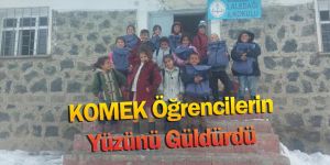 Ereğli KOMEK ten Muş'ta okuyan Öğrencilere Kırtasiye Yardımı